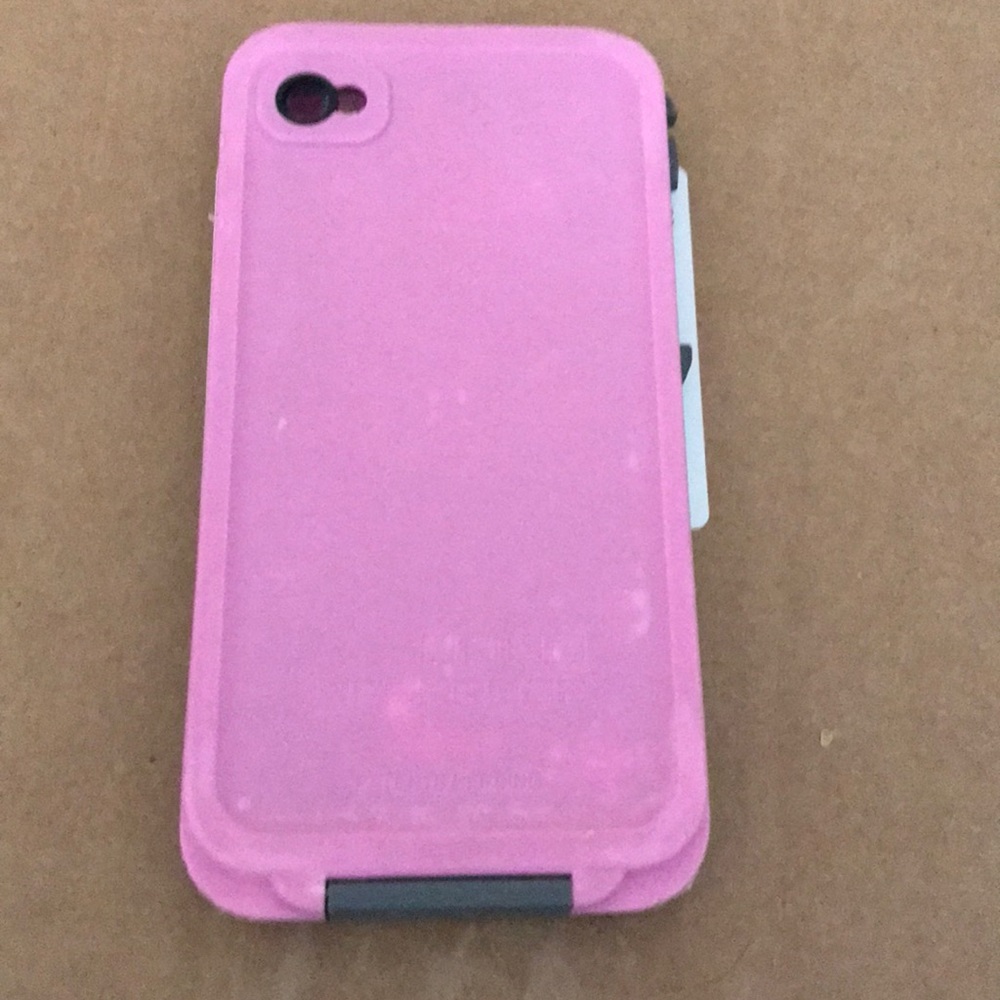 iPhone 4 LIFEPROOF CASE - Picture 2 of 3